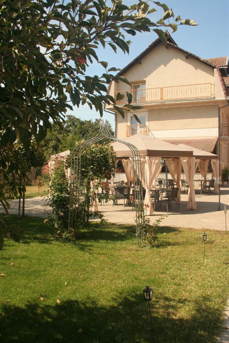 Pension Andronic Timisoara Esterno foto